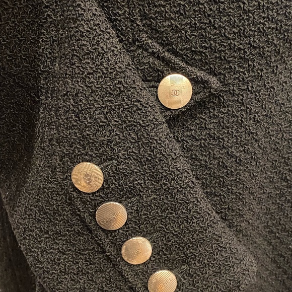 CHANEL JACKET/COAT beautiful vintage Chanel jacket/ coat black.silver CC buttons - Picture 5 of 12